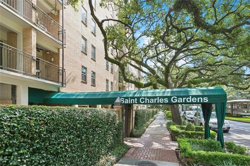 apt-402-3915 Saint Charles Ave, New Orleans, LA, 70115-4679 | Card Image