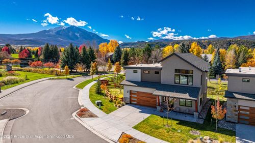 428 Jewels Dr, Carbondale, CO, 81623-2118 | Card Image