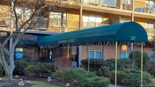 apt-26e-20 Wendell St, Hempstead, NY, 11550-1222 | Card Image