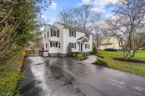 765 Sunset Ter, Franklin Lakes, NJ, 07417-1812 | Card Image
