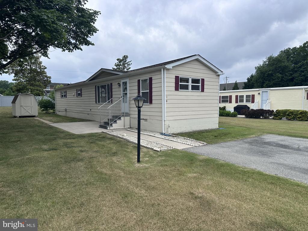 Residential in REHOBOTH BEACH 5