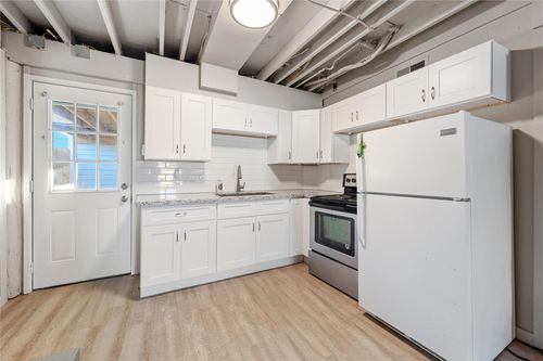 1-6911 Avenue O, Galveston, TX, 77551-1220 | Card Image