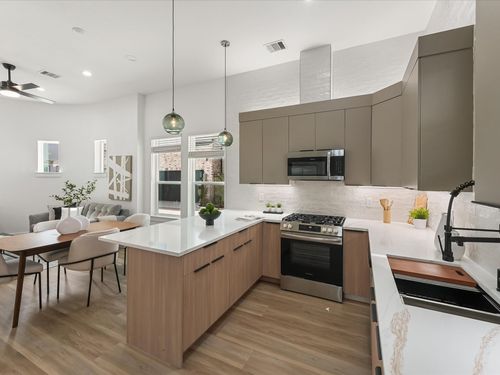 2581 Paul Quinn St, Houston, TX, 77091-4711 | Card Image