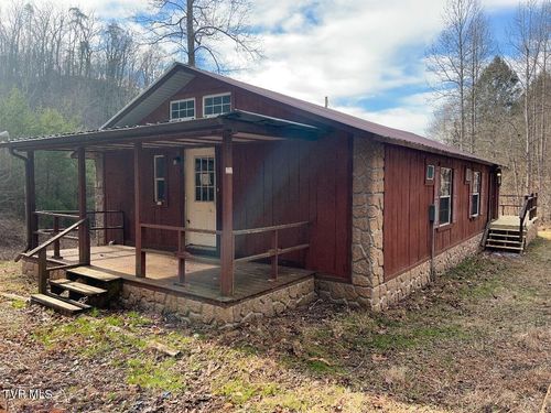 641 Jacobs Hollow Rd, Sneedville, TN, 37869-6282 | Card Image