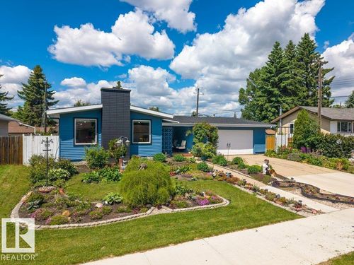 6916 92a Ave Nw, Edmonton, AB, T6B0T8 | Card Image