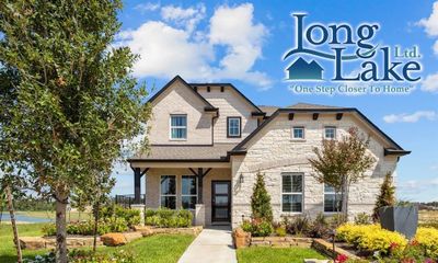 Welcome home to 806 Yard Master Trail located in Huntington Place and zoned to Fort Bend ISD. | Image 1