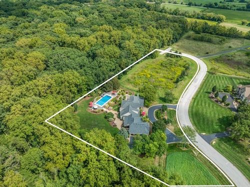41W590 Bowgren Dr, Campton Hills, IL, 60119-8505 | Card Image