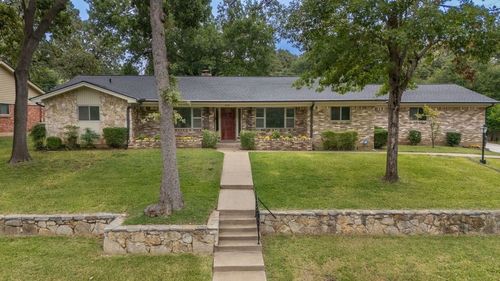 1212 Brookside Dr, Hurst, TX, 76053-4429 | Card Image