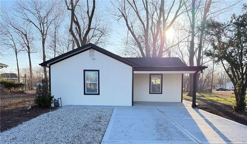 16015 Ann Ave, Belton, MO, 64012-1519 | Card Image