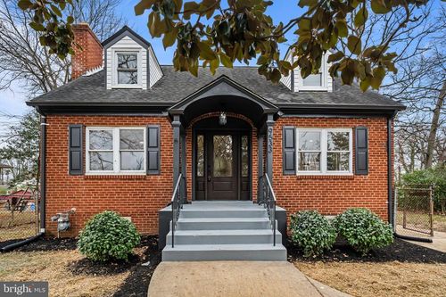 9533 Franklin Ave, LANHAM, MD, 20706-4009 | Card Image