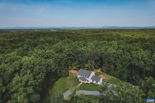 6414 Jefferson Mill Rd, SCOTTSVILLE, VA, 24590-5008 | Card Image