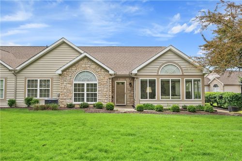 1738 Heather Heights Dr, Crescent, PA, 15046-3809 | Card Image