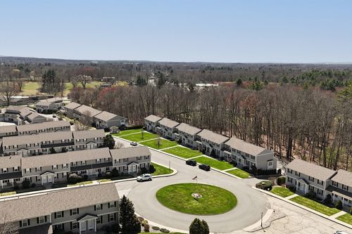 unit-611-665 Center St, Ludlow, MA, 01056-1533 | Card Image
