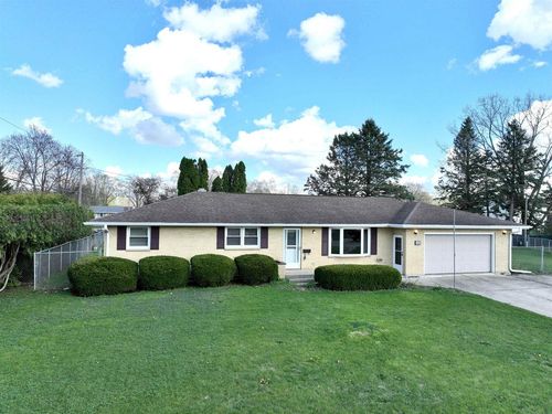 1920 Greenwich Lane, Janesville, WI, 53545 | Card Image