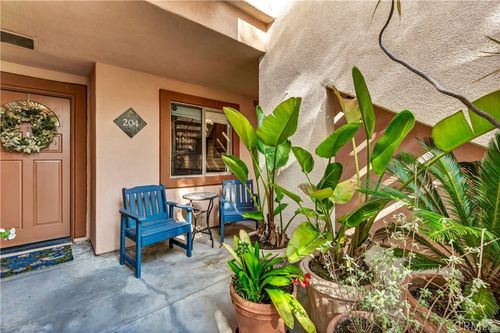 204 Villa Point Dr, Newport Beach, CA, 92660-6201 | Card Image