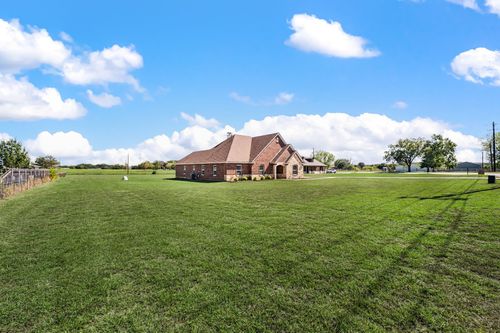 939 Old Reno Road, Reno, TX, 76082 | Card Image