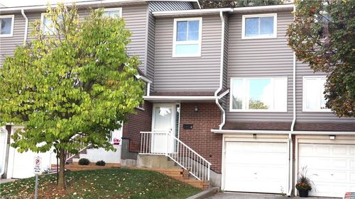b-297 Bluevale St N, Waterloo, ON, N2J4H6 | Card Image