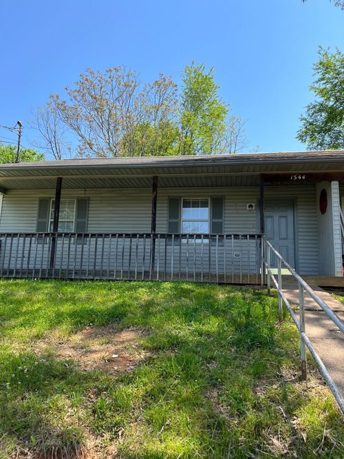 1544-15421544 Shields Ferry Rd, Morristown, TN, 37814-2946 | Card Image