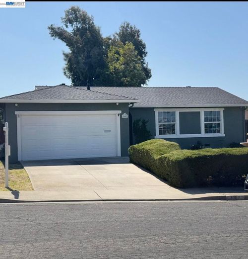 1087 Jensen Dr, Pittsburg, CA, 94565-6315 | Card Image