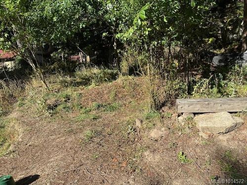 24 Harrison Way, Gabriola Island, BC, V0R1X2 | Card Image