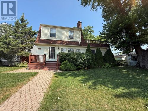 7154 St Rose Ave, Windsor, ON, N8S1X8 | Card Image