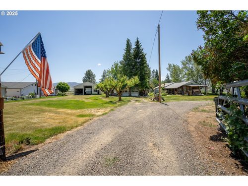340 3rd St, Richland, OR, 97870-5907 | Card Image