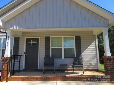 4986 6th Street Sw, House other with 3 bedrooms, 2 bathrooms and null parking in Catawba NC | Image 2