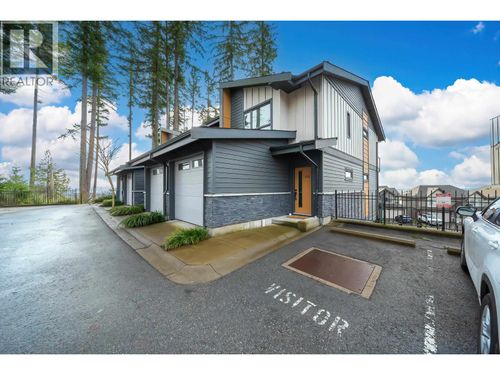 111-3525 Chandler St, Coquitlam, BC, V3E0L9 | Card Image