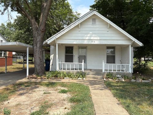 214 S Main St, Afton, OK, 74331-8927 | Card Image