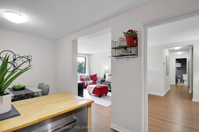 210 - 1505 Baseline Rd, Condo with 3 bedrooms, 2 bathrooms and 1 parking in Ottawa ON | Image 14