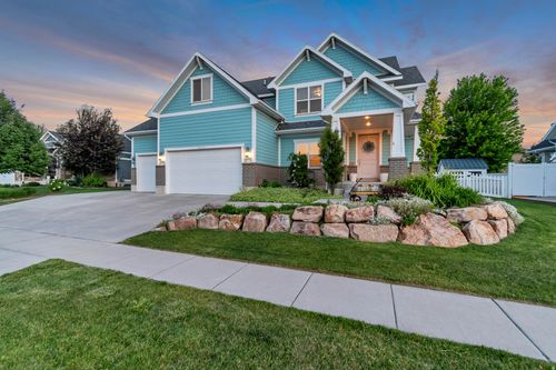 1869 W Hollybrook Way, Farmington, UT, 84025-2898 | Card Image