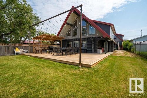 5032 50 Ave, Alberta Beach, AB, T0E0A0 | Card Image