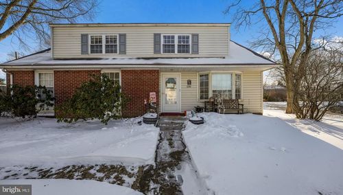 1246 Victoria Rd, Warminster, PA, 18974-3954 | Card Image