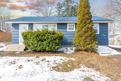 145 Foster St, Berwick, NS, B0P1E0 | Card Image