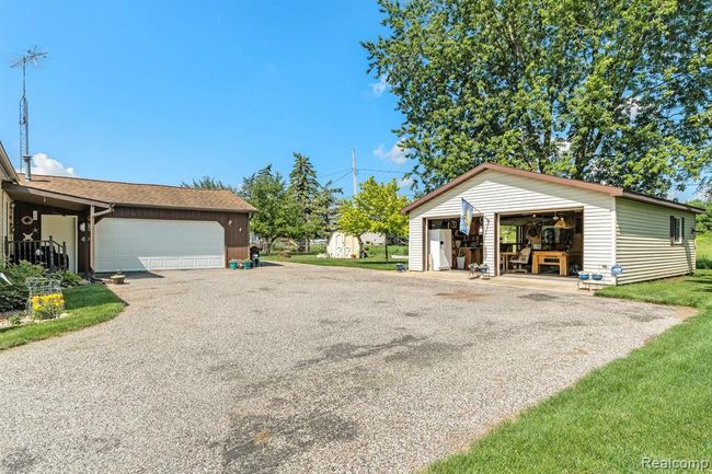 8856 Kingsley Drive, Home with 3 bedrooms, 3 bathrooms and null parking in Cambridge Twp MI | Image 32