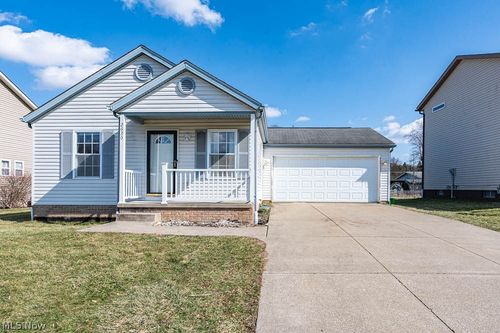 2630 Blenheim Ave, Alliance, OH, 44601-4511 | Card Image