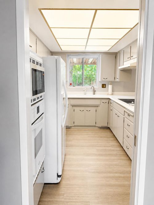 908 Kevin Ct, Modesto, CA, 95350-0927 | Card Image