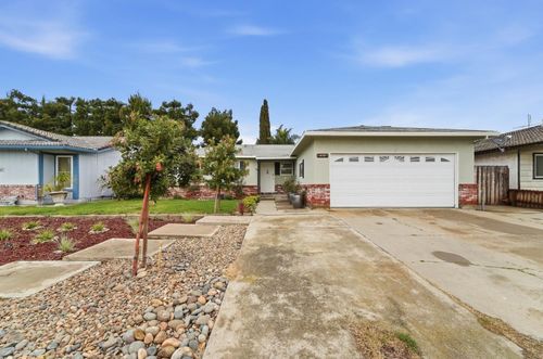 819 Brandywine Street, Manteca, CA, 95336 | Card Image