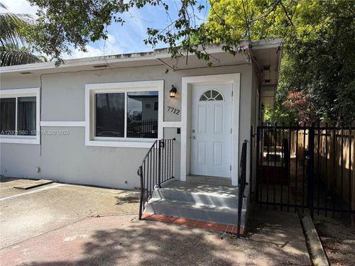 --7712 Ne 1st Ct, Miami, FL, 33138-4801 | Card Image