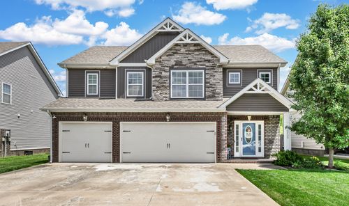 3735 Windmill Dr, Clarksville, TN, 37040-1303 | Card Image