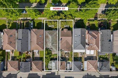 4420 Perry St, Vancouver, BC, V5N3X5 | Card Image