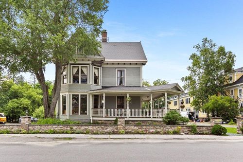 12 High St, Lancaster, NH, 03584-3022 | Card Image