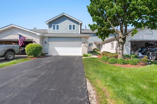 8592 Tullamore Dr, Tinley Park, IL, 60487-4771 | Card Image