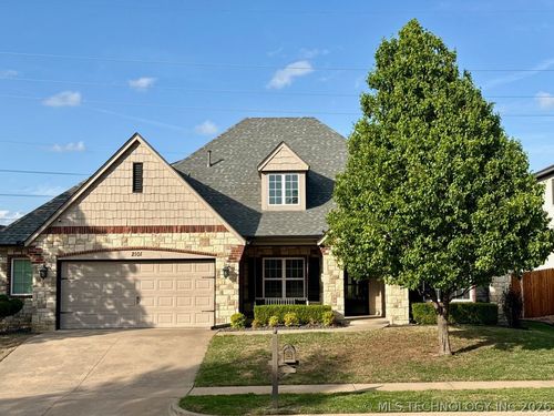 2101 117th St, Jenks, OK, 74037-4333 | Card Image