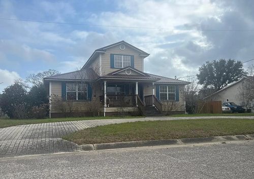 2301 Windstone Dr, Pensacola, FL, 32526-9084 | Card Image