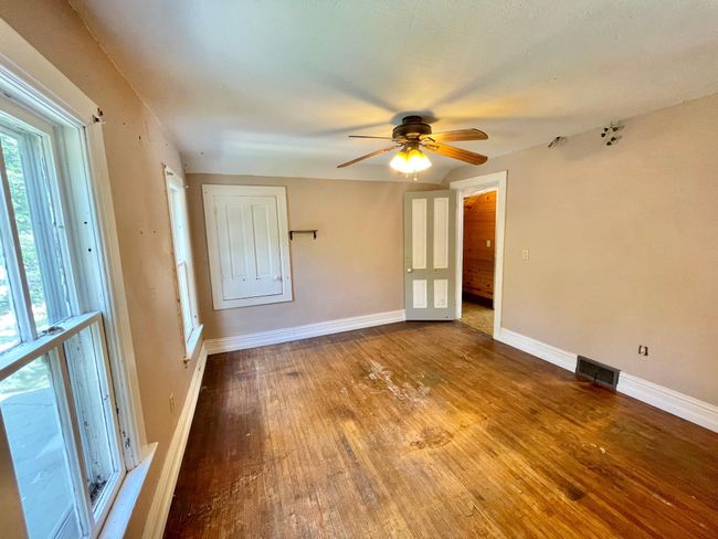 115 S Spring Ave, House other with 4 bedrooms, 1 bathrooms and null parking in Springfield MN | Image 34
