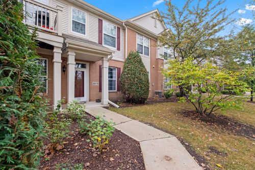 unit-b-8217 Concord Ln, Justice, IL, 60458-1986 | Card Image