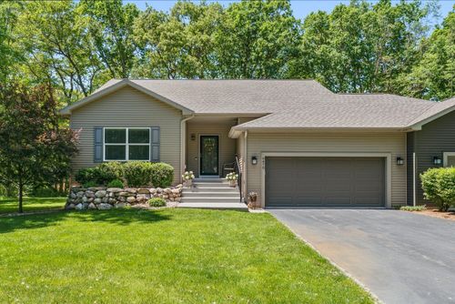 9470 Sassafras Trl, Portage, MI, 49002-7400 | Card Image