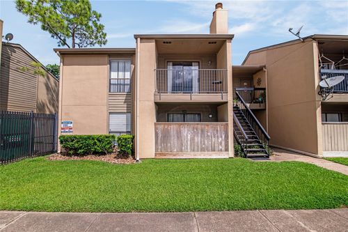 apt-106-3300 Pebblebrook Dr, Seabrook, TX, 77586-6052 | Card Image