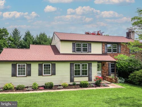 1383 Faucett Dr, WEST CHESTER, PA, 19382-8213 | Card Image